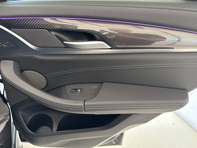 Used 2025 BMW X4 M w/ Premium Package image 54