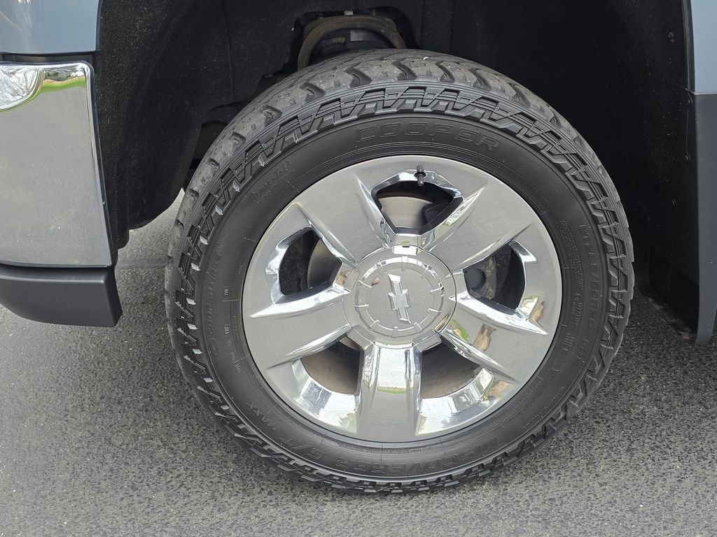 Used 2016 Chevrolet Silverado 1500 LTZ w/ LTZ Plus Package image 10