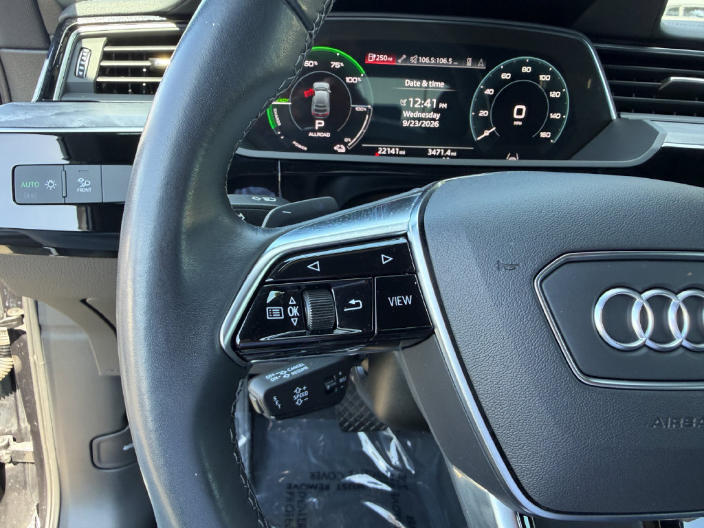 Used 2024 Audi Q8 e-tron Premium AWD/4WD image 20