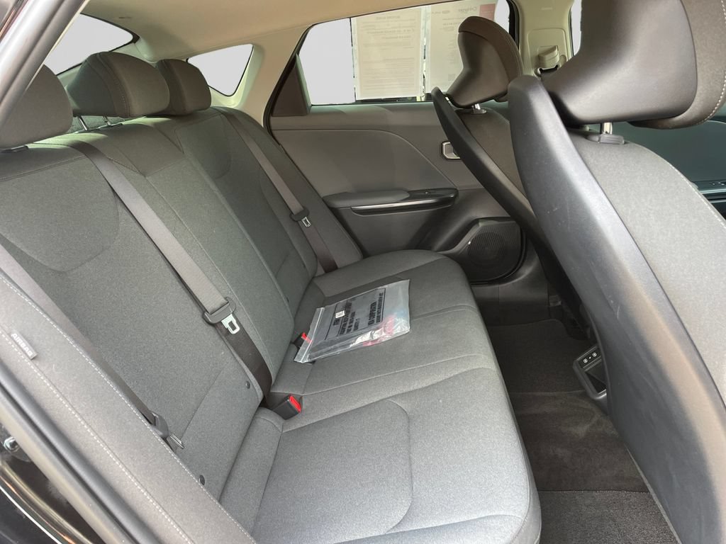 Certified 2025 Kia K4 FWD image 14