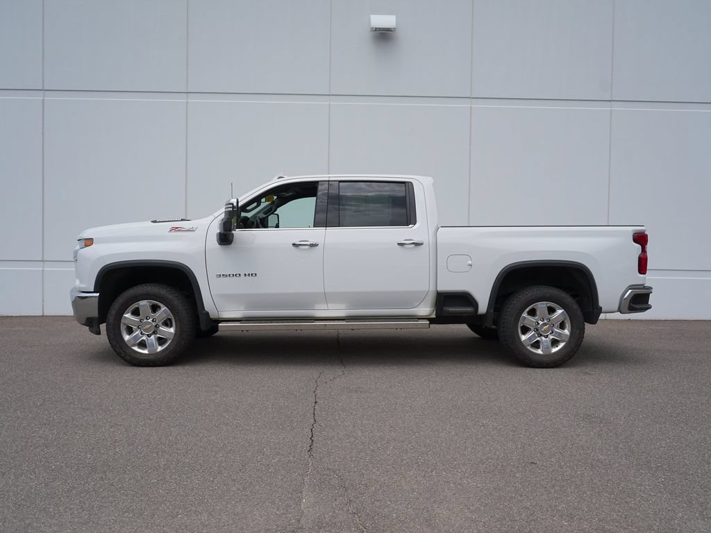 Used 2022 Chevrolet Silverado 3500 LTZ AWD/4WD image 6