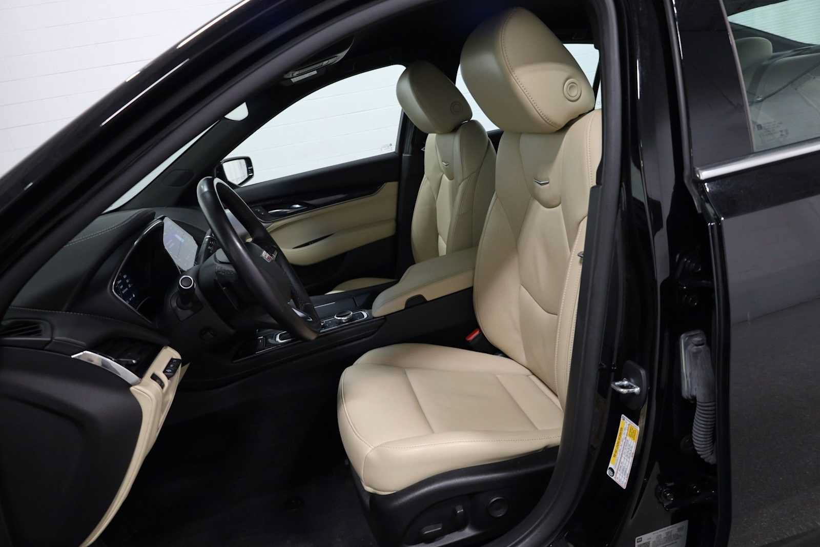 Used 2023 Cadillac CT5 Luxury AWD/4WD image 5