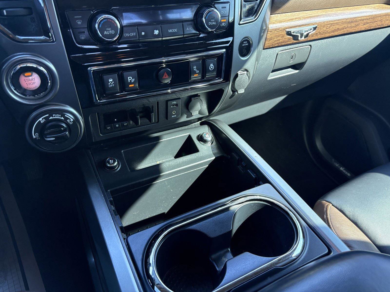 Used 2017 Nissan Titan Platinum Reserve image 15