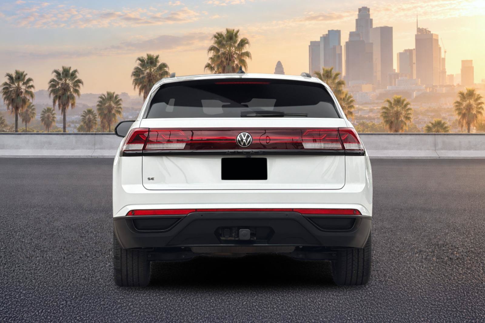 Used 2024 Volkswagen Atlas Cross Sport SE FWD image 5