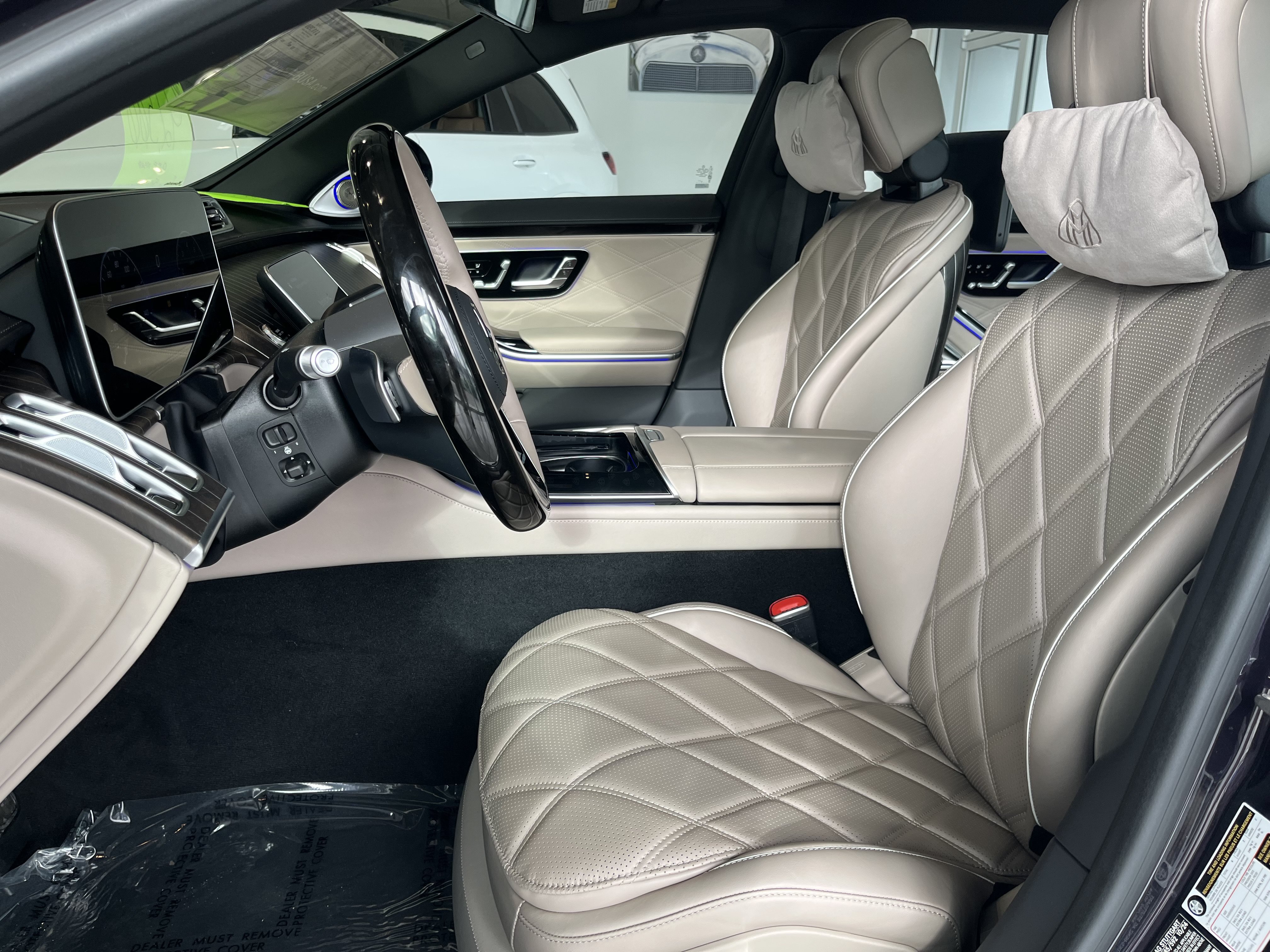 New 2025 Mercedes-Benz Maybach S 680 4MATIC image 11