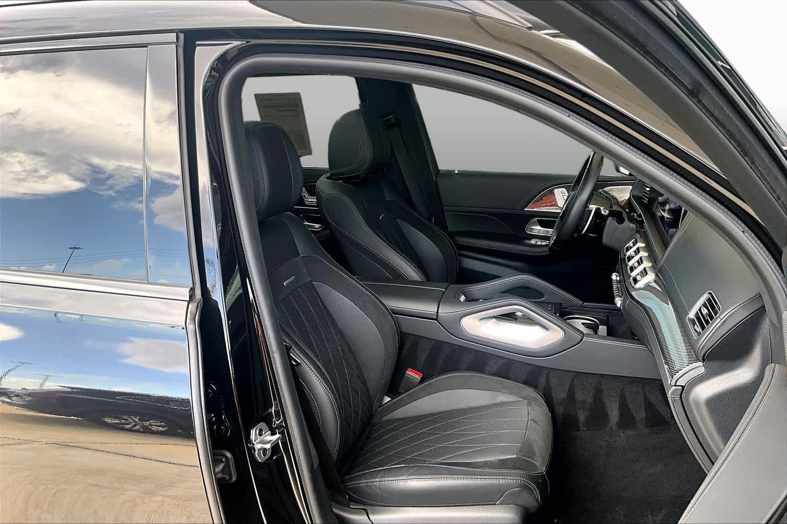 Used 2024 Mercedes-Benz GLS 63 AMG 4MATIC image 9