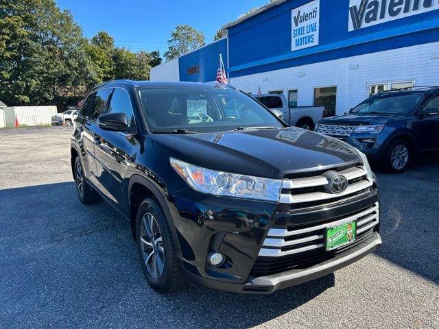 Used 2018 Toyota Highlander XLE AWD/4WD image 6
