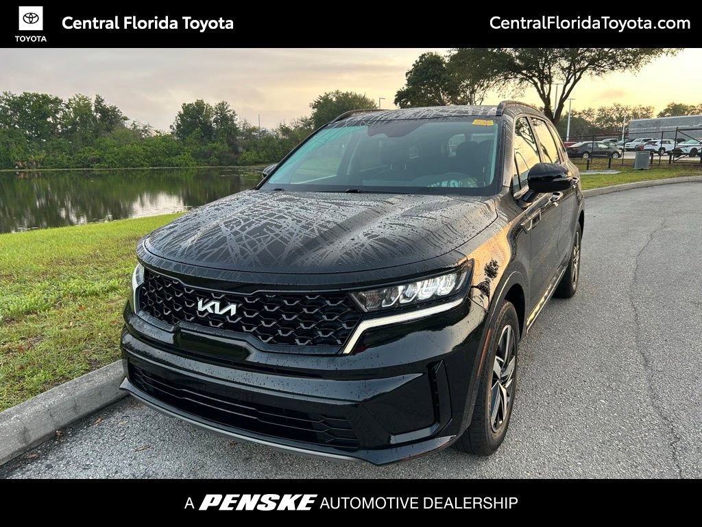 Used 2022 Kia Sorento S w/ Panoramic Sunroof Package FWD image 1