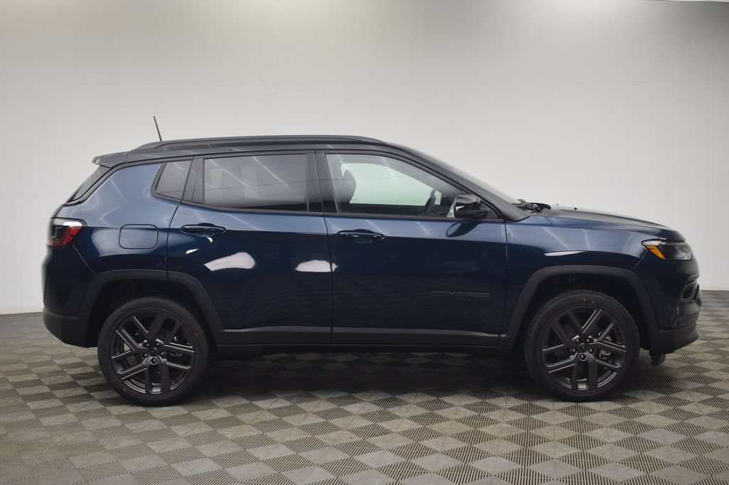 New 2026 Jeep Compass Limited w/ Sun, Sound & Navigation Group AWD/4WD image 3