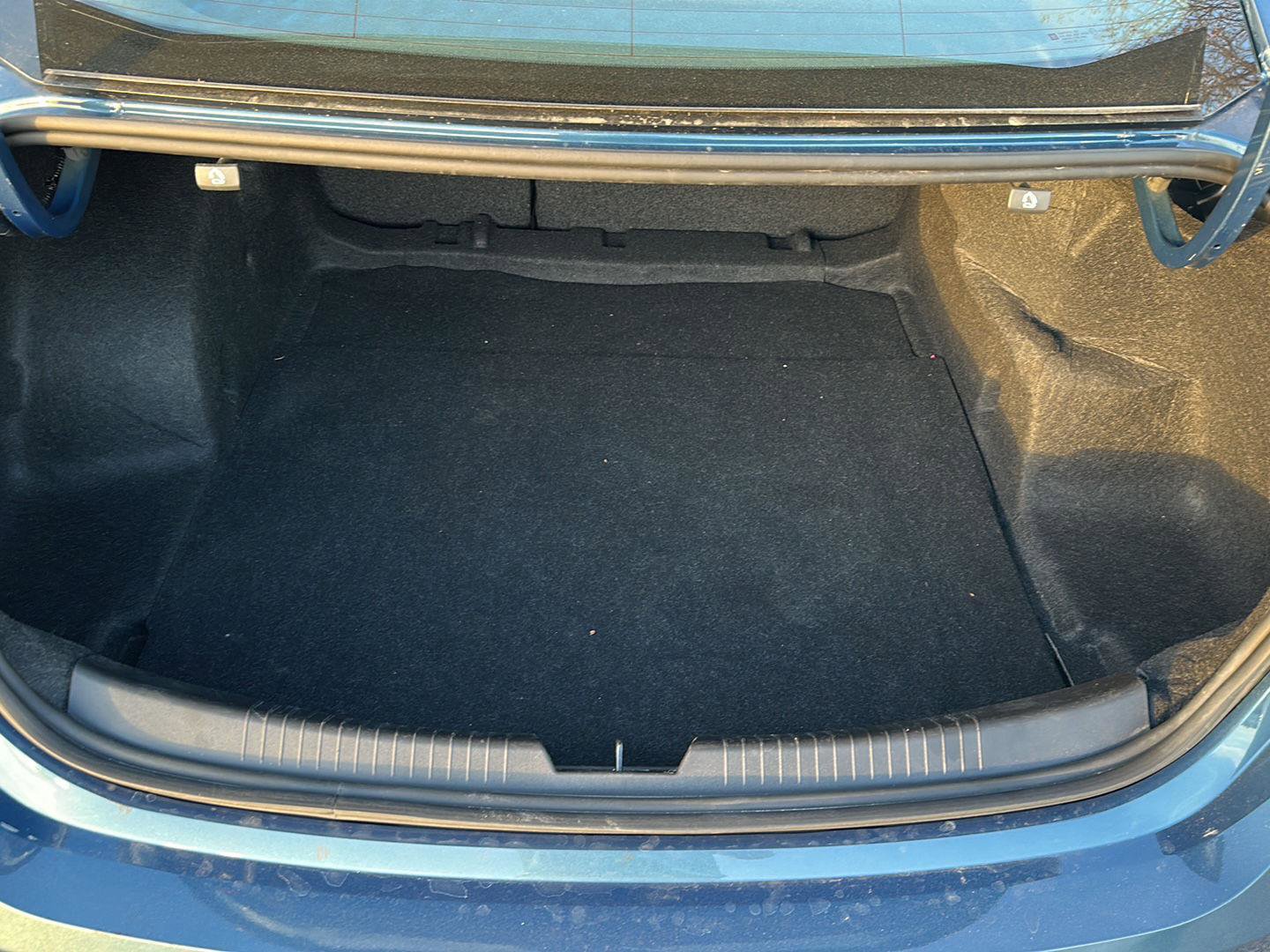 Used 2025 Chevrolet Malibu LT image 14