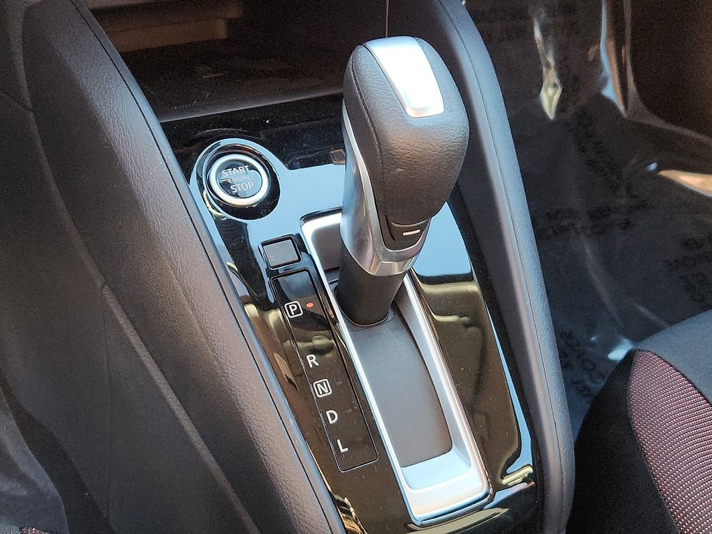 New 2025 Nissan Versa SR image 7