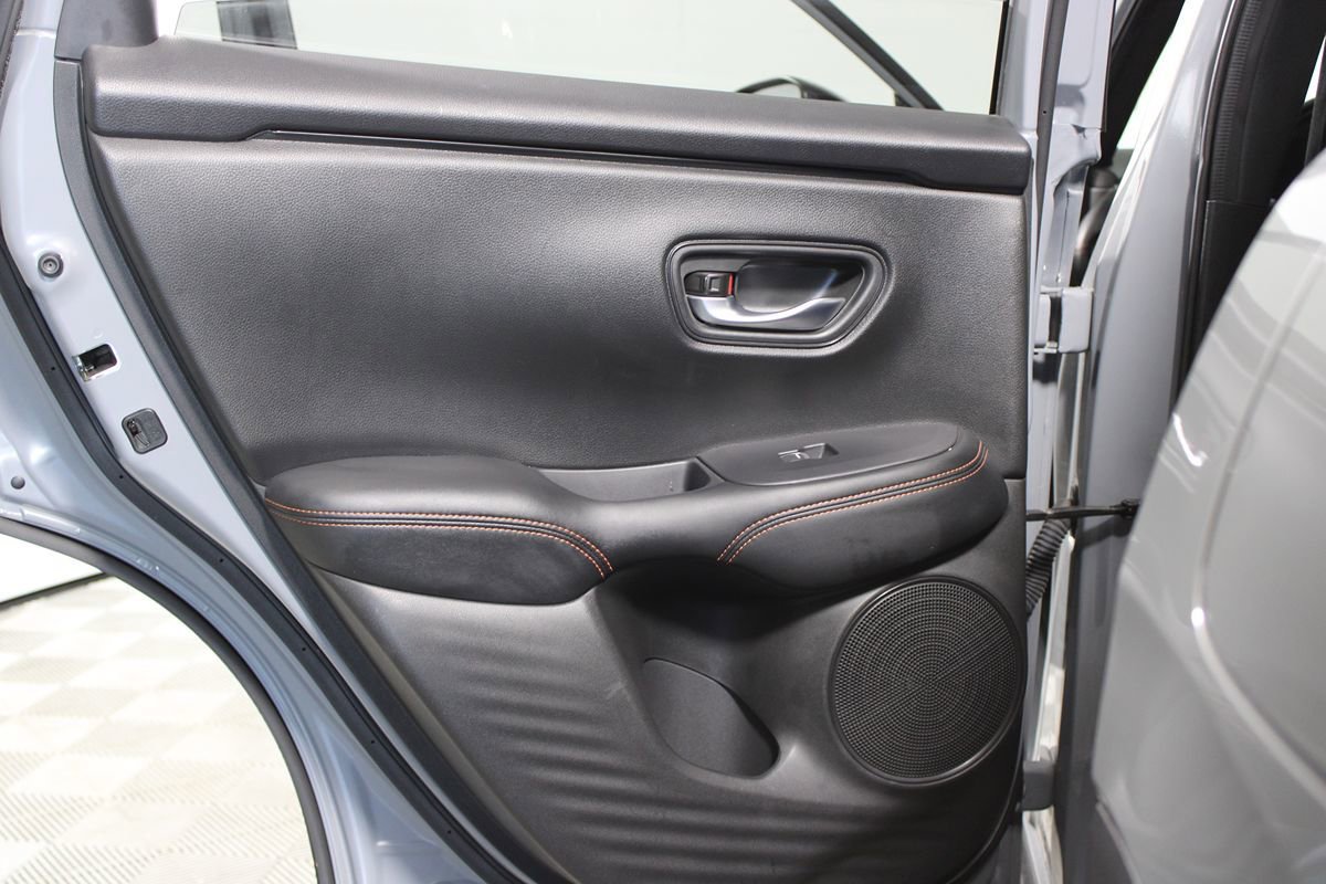 Used 2025 Honda HR-V Sport image 26