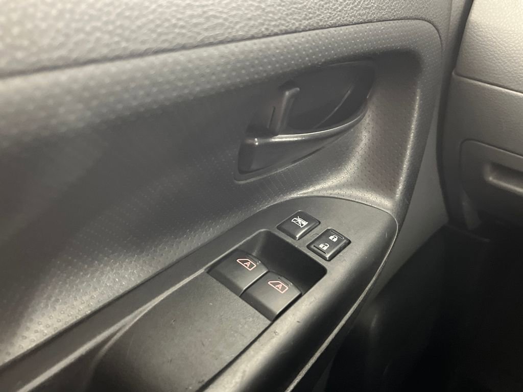 Used 2015 Nissan NV200 SV w/ Exterior Appearance Package image 23