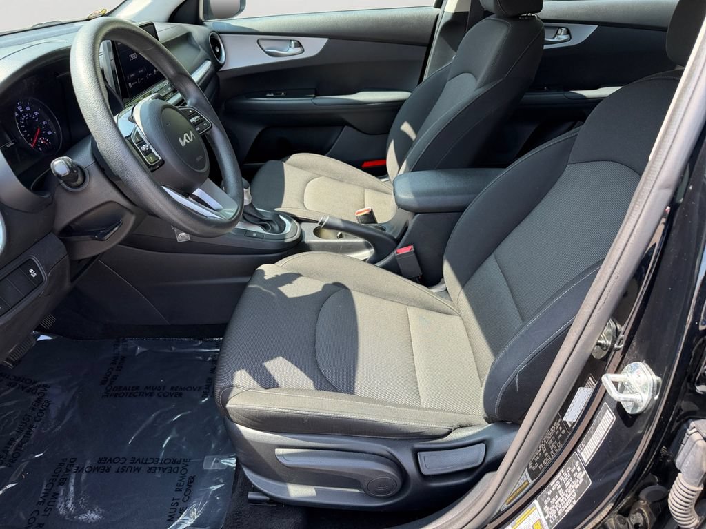 Used 2023 Kia Forte LXS FWD image 23