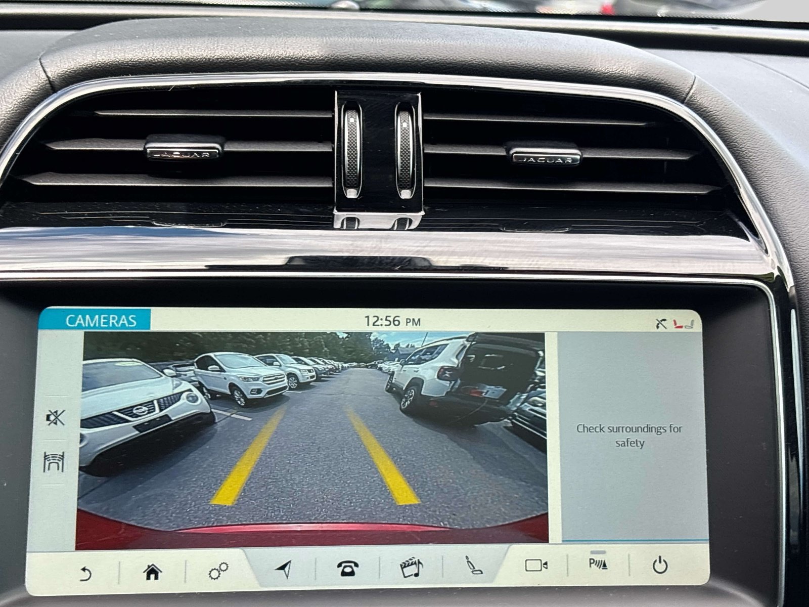 Used 2019 Jaguar F-PACE Prestige AWD/4WD image 24