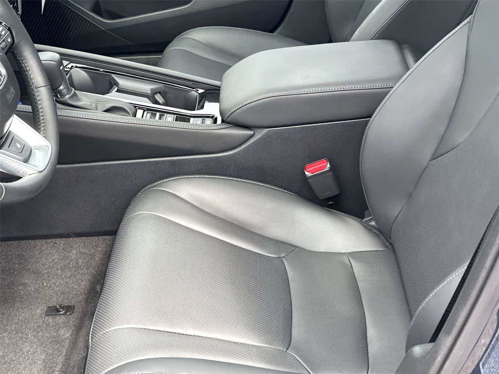 Used 2026 Honda Accord Touring image 12