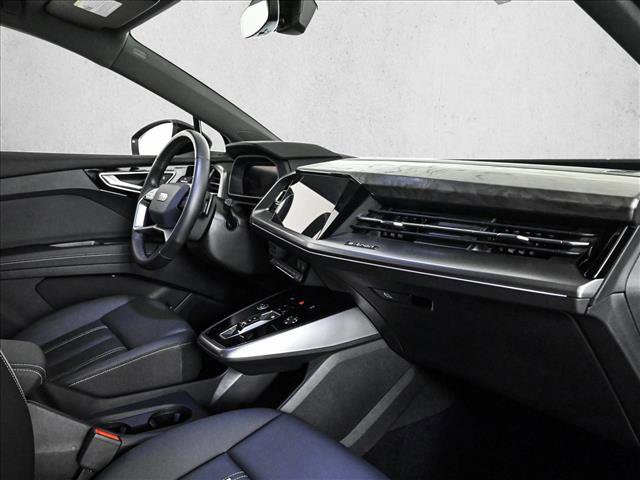 Used 2023 Audi Q4 e-tron Premium Plus w/ Premium Plus image 23