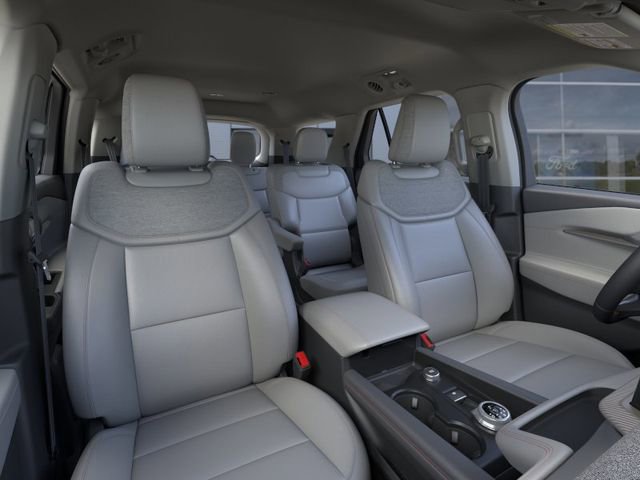 New 2026 Ford Explorer Active AWD/4WD image 10