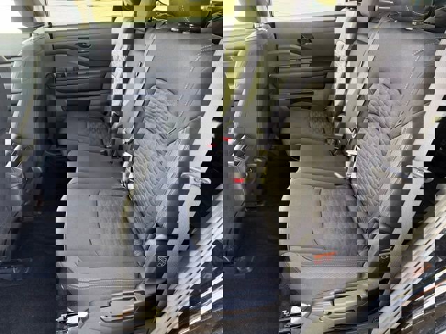 Used 2023 Nissan Pathfinder S image 14