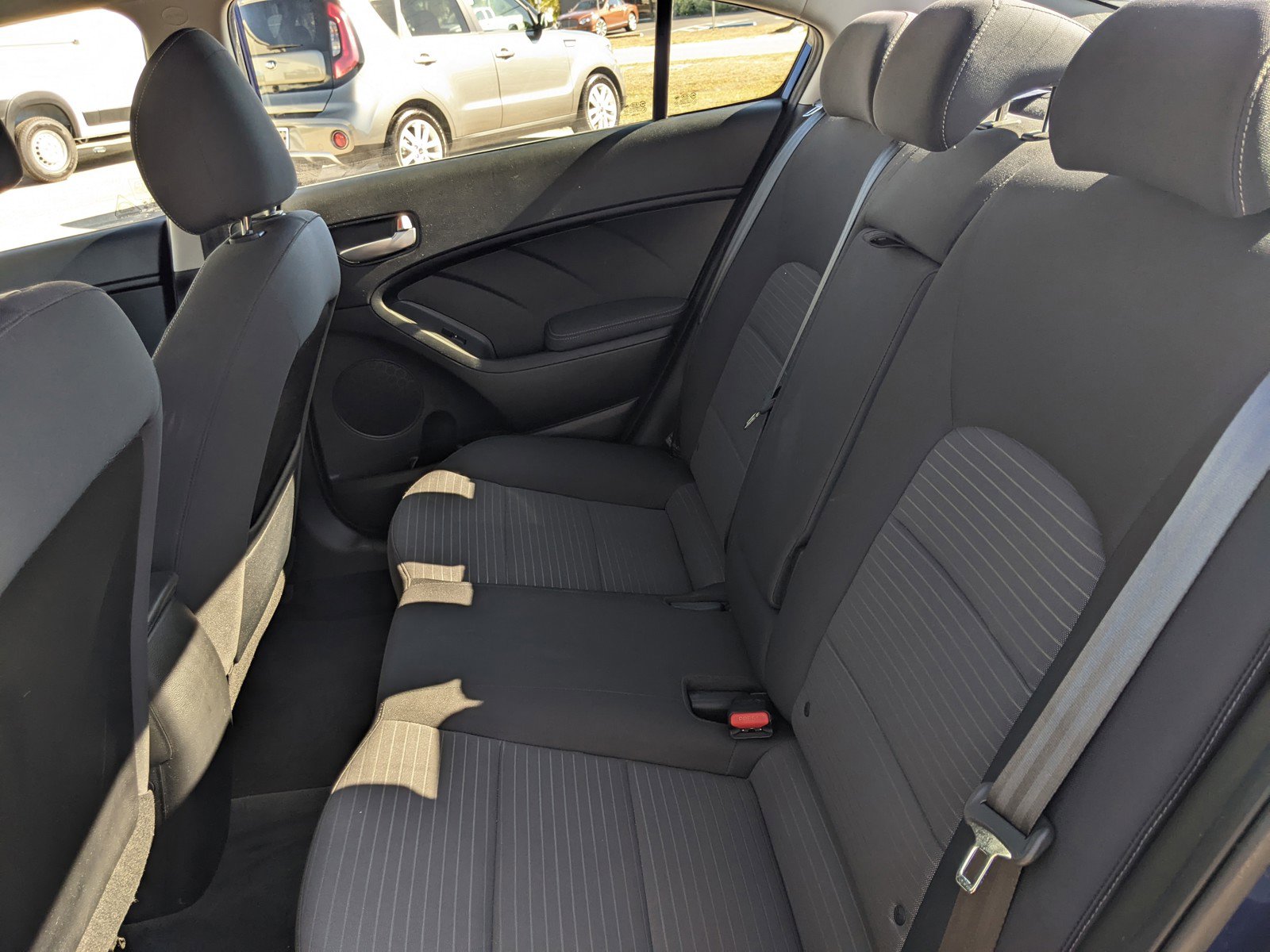 Used 2017 Kia Forte LX w/ LX Popular Package image 10