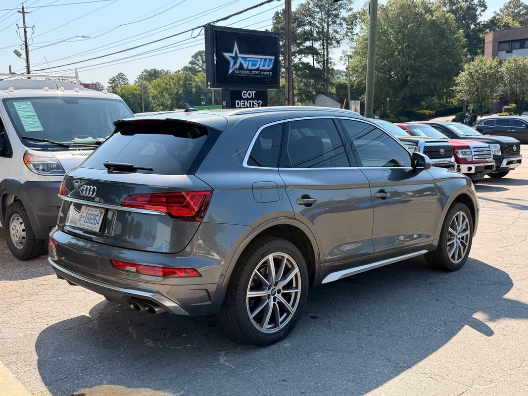 Used 2022 Audi SQ5 Prestige w/ Prestige Package AWD/4WD image 2