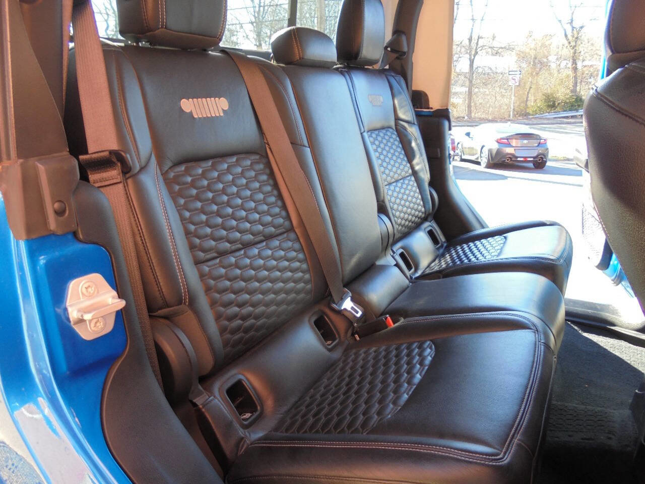 Used 2020 Jeep Gladiator Sport w/ Quick Order Package 24S image 11