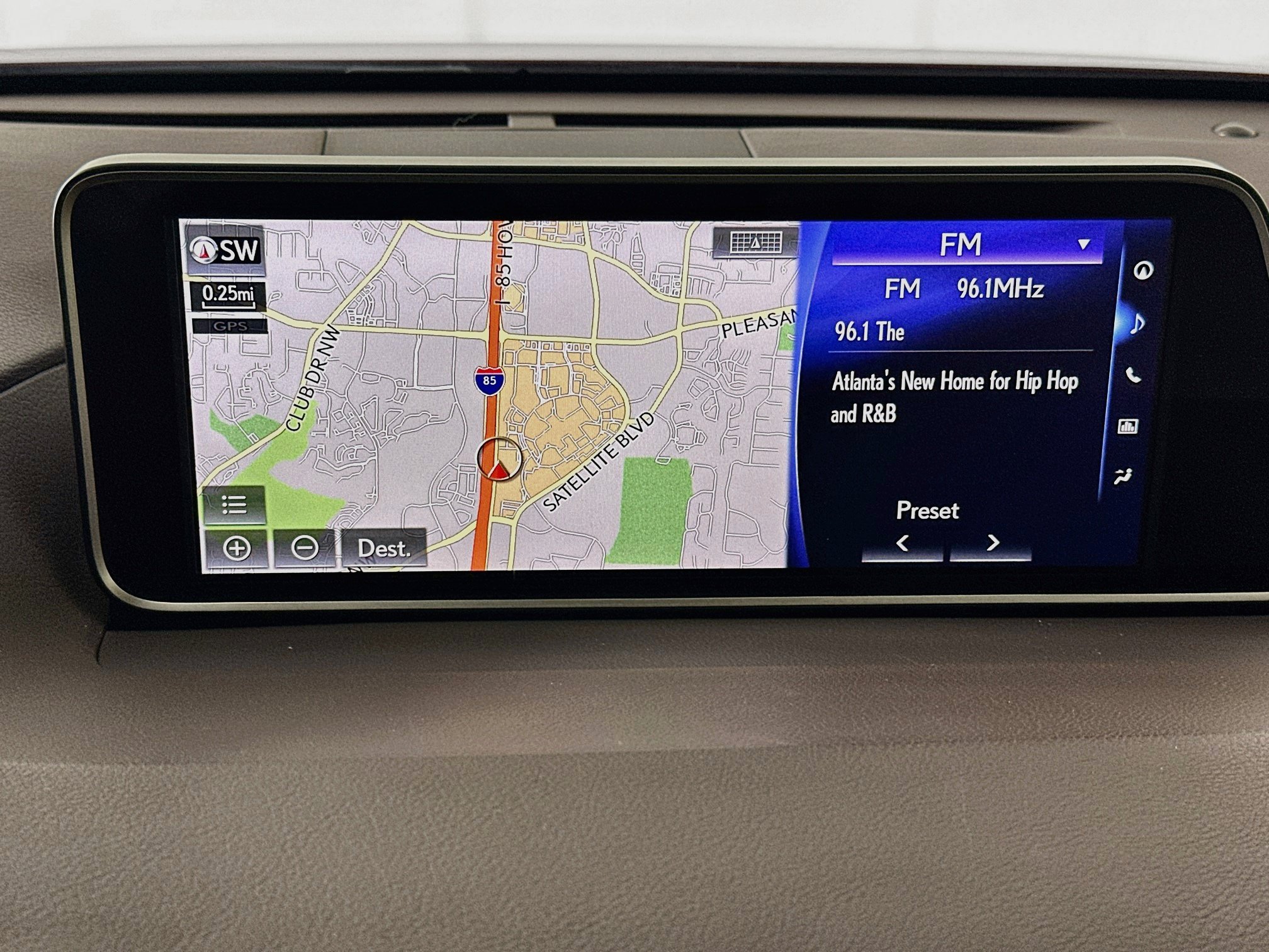 Used 2018 Lexus RX 350 FWD w/ Premium Package image 22