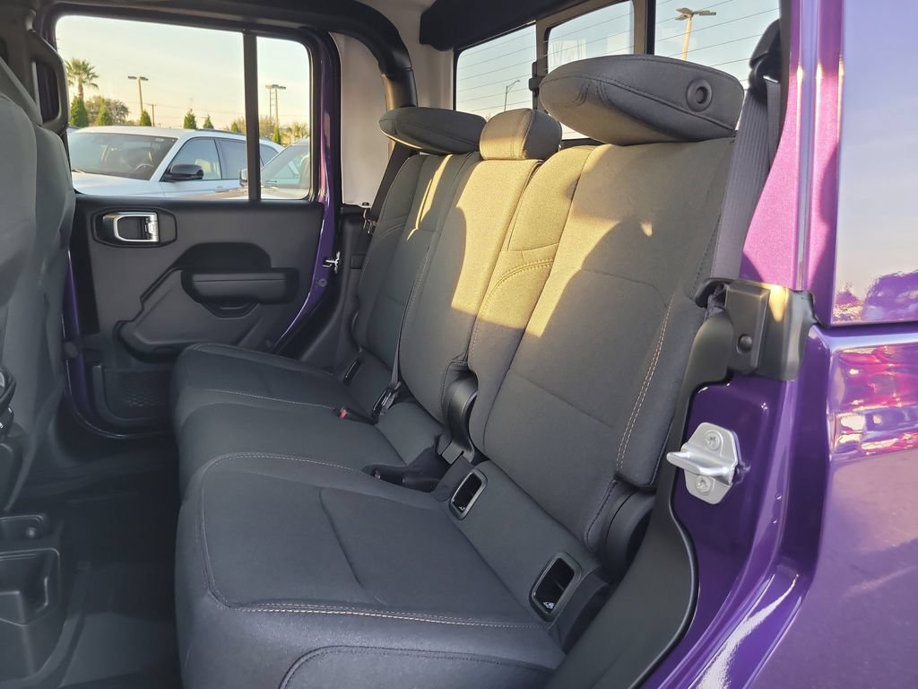 New 2026 Jeep Gladiator Sport AWD/4WD image 12