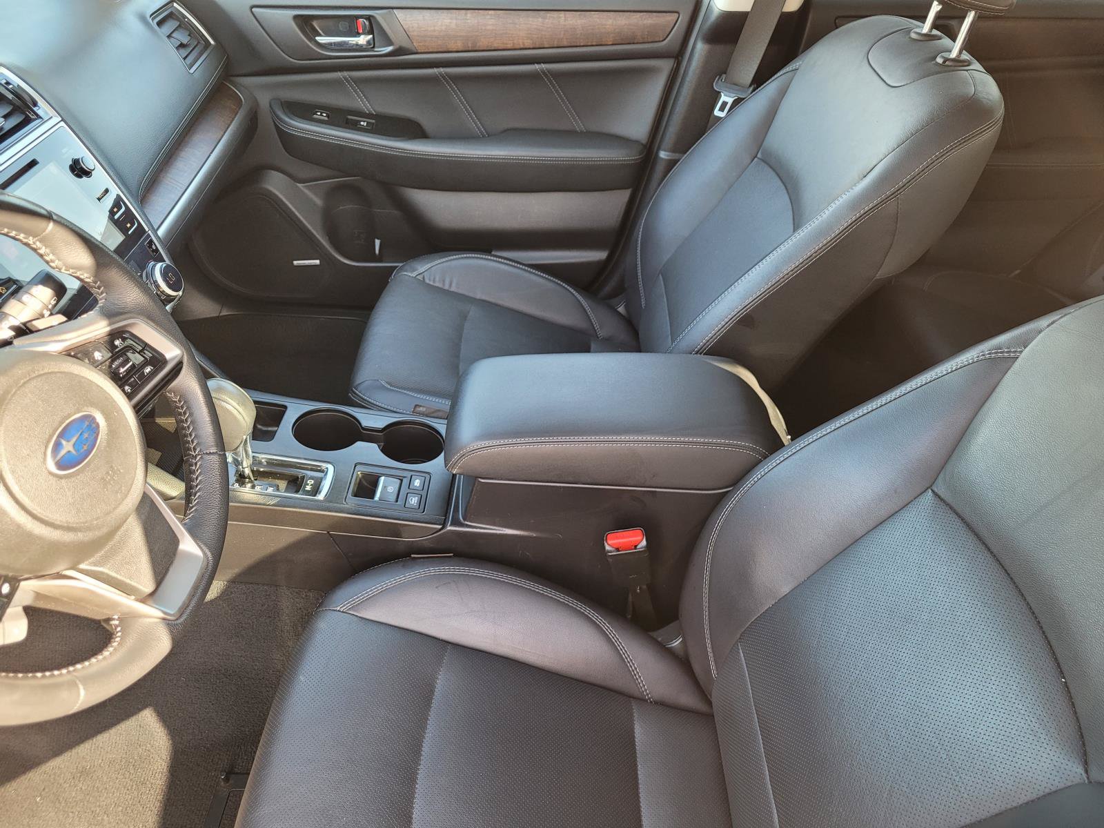 Used 2018 Subaru Outback 2.5i Limited AWD/4WD image 3