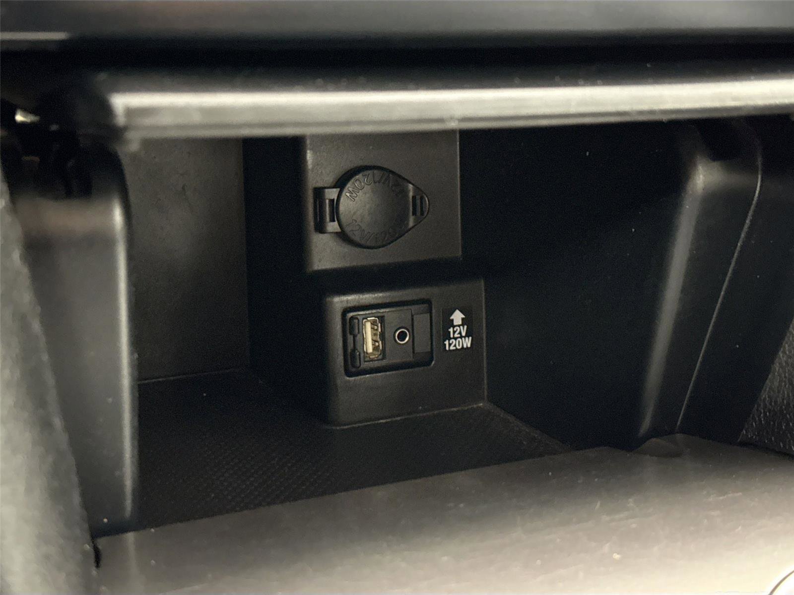 Used 2014 Toyota Camry SE w/ Fleet Convenience Package FWD image 23