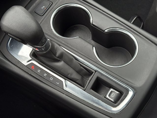 Used 2024 Chevrolet Equinox LT w/ LPO, Floor Liner Package FWD image 13