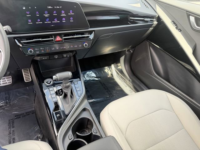 Certified 2023 Kia Niro EX Touring image 20