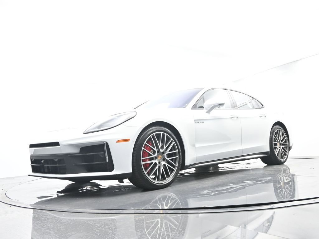 Certified 2025 Porsche Panamera 4S AWD/4WD image 46