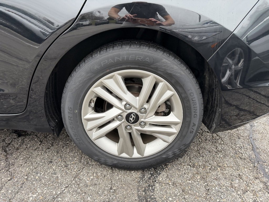 Used 2020 Hyundai Elantra SEL w/ Cargo Package (C1) image 5