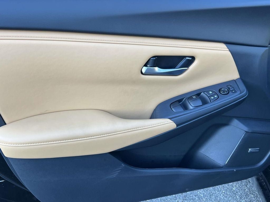 New 2025 Nissan Sentra SV w/ SV Premium Package FWD image 25