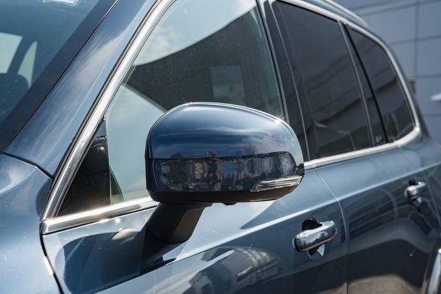 Used 2025 Volvo XC90 B6 Plus image 15