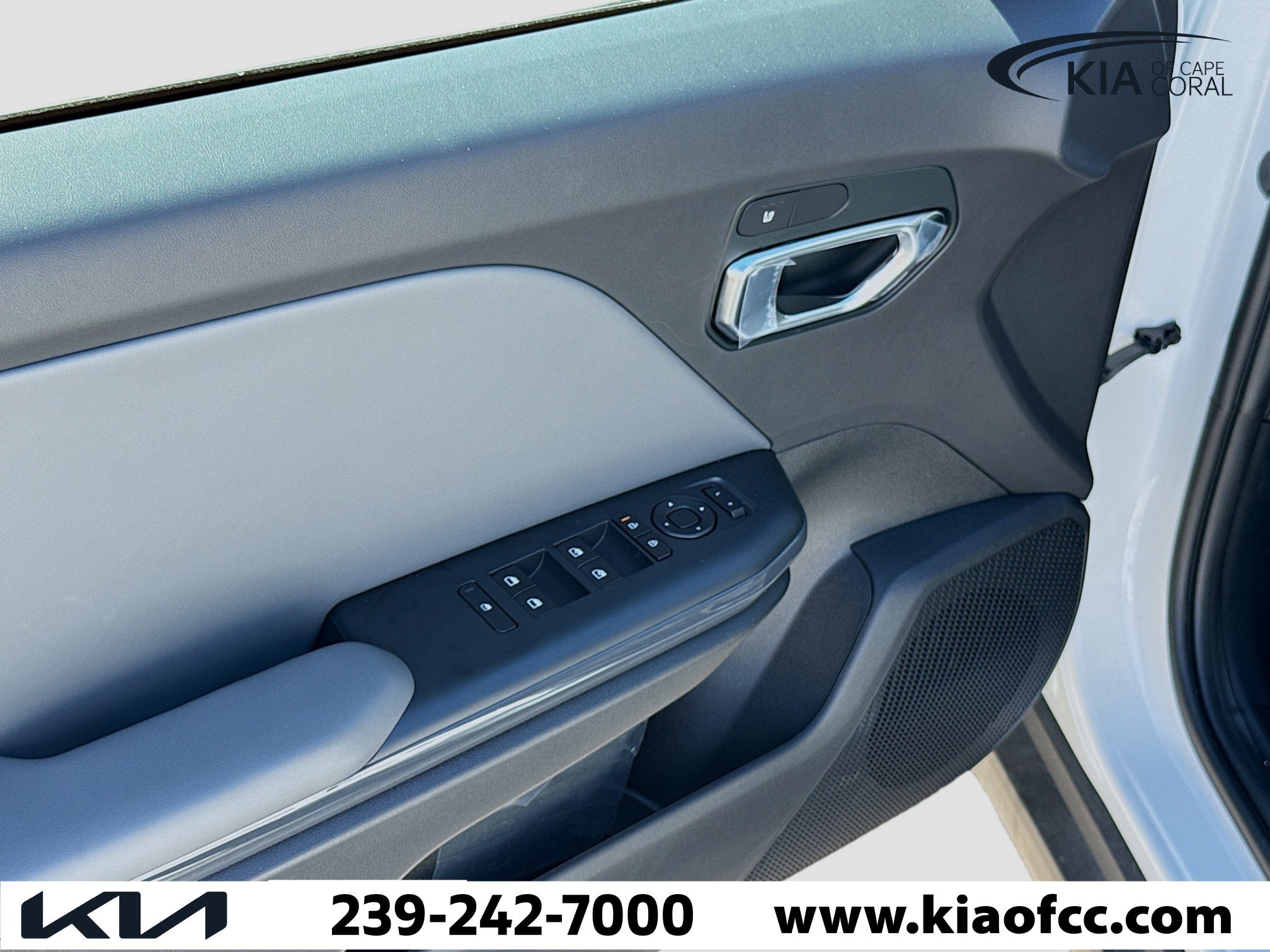 New 2026 Kia K4 EX image 21