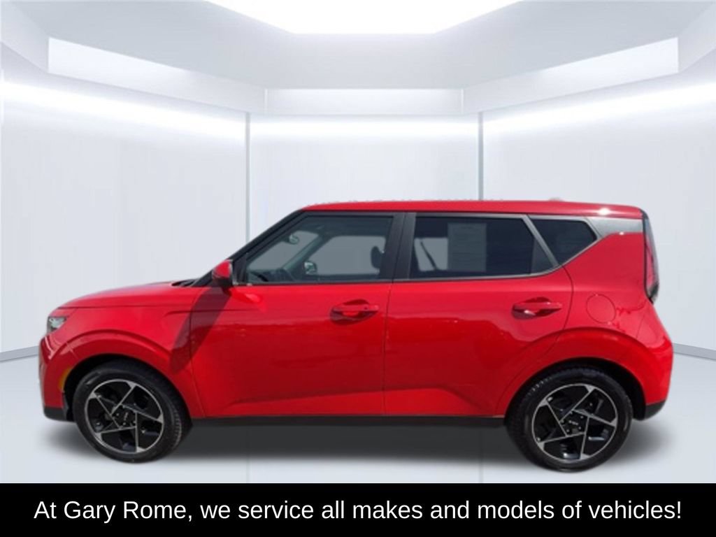 Used 2023 Kia Soul EX FWD image 5