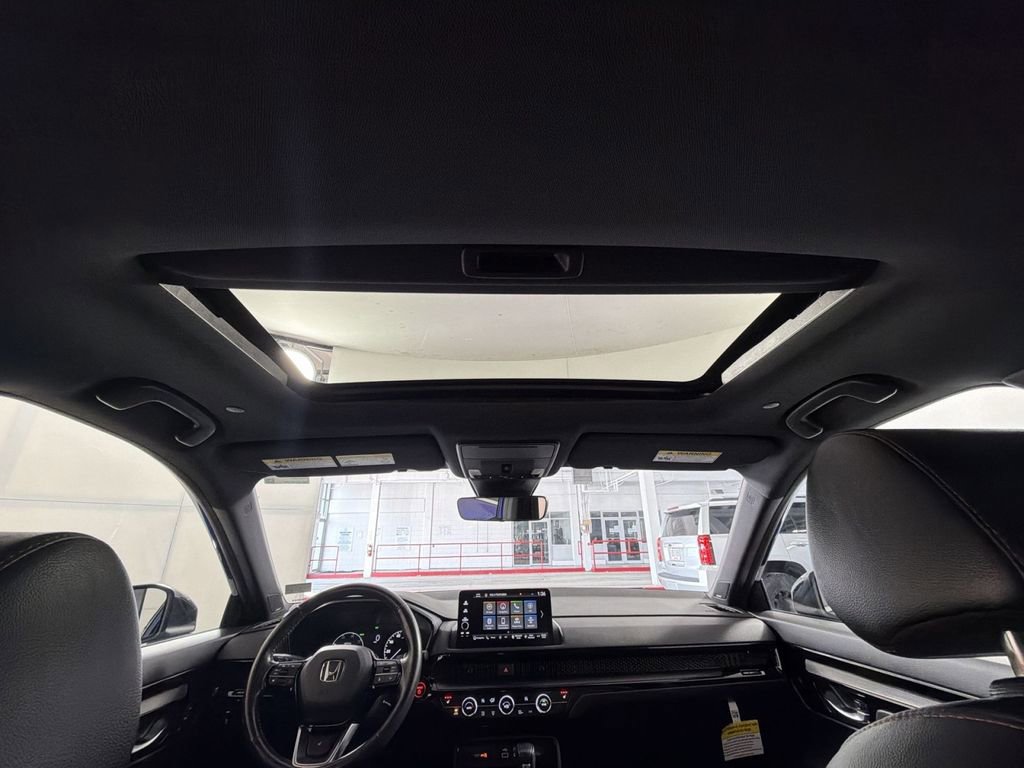Used 2025 Honda CR-V Sport Touring image 22