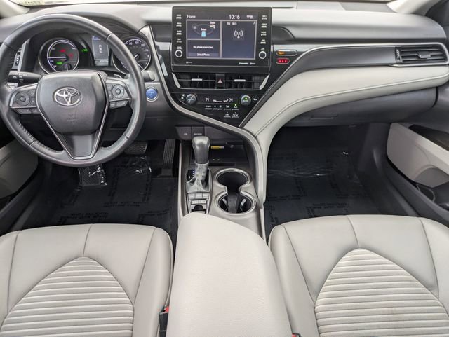 Used 2022 Toyota Camry SE image 11