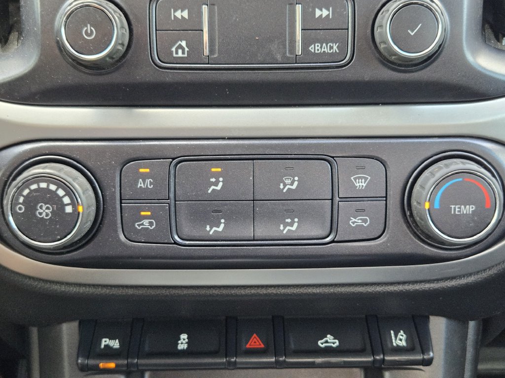 Used 2022 Chevrolet Colorado LT w/ Fleet Safety Package RWD image 19