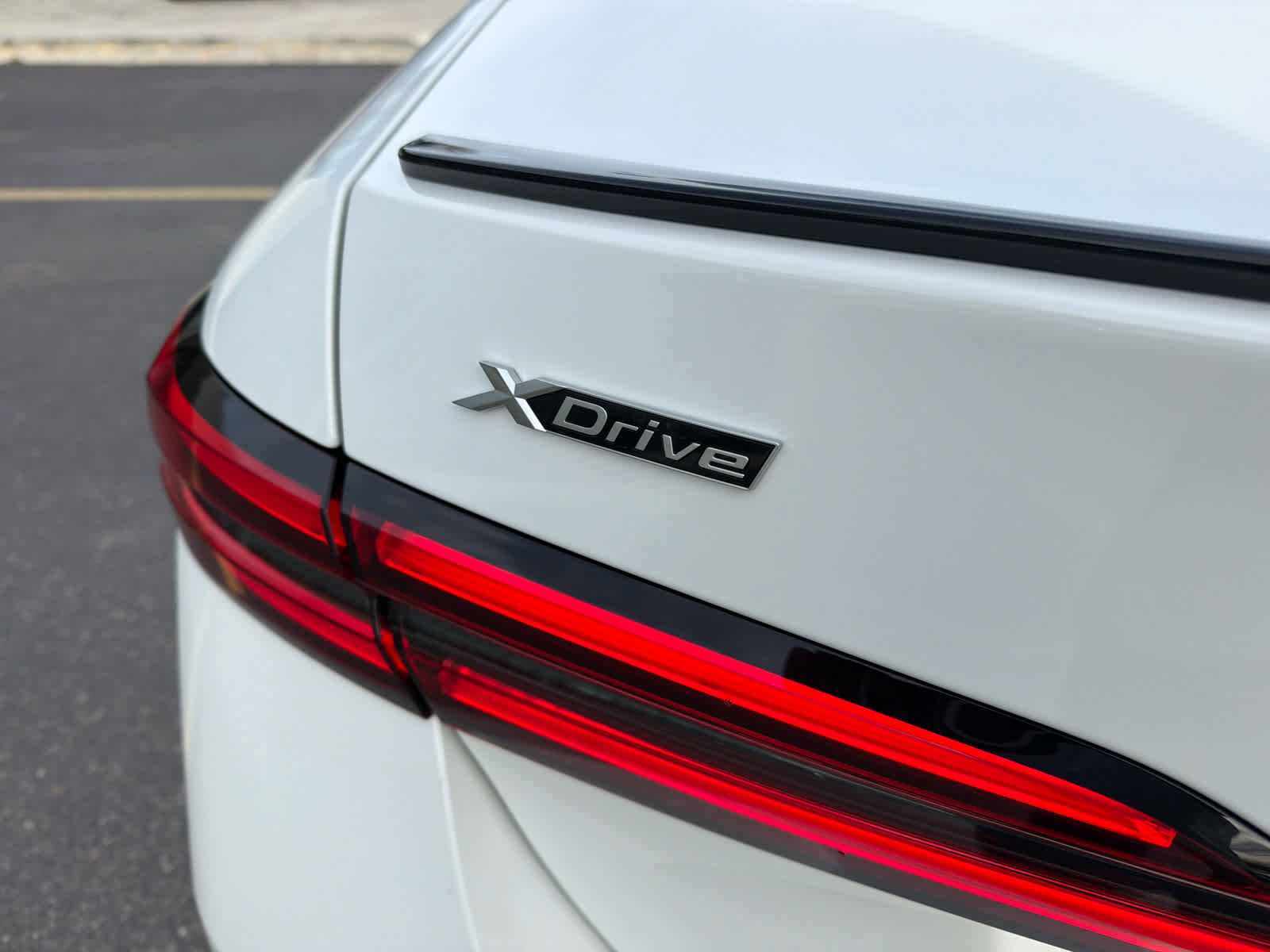 Certified 2026 BMW 550e xDrive AWD/4WD image 13