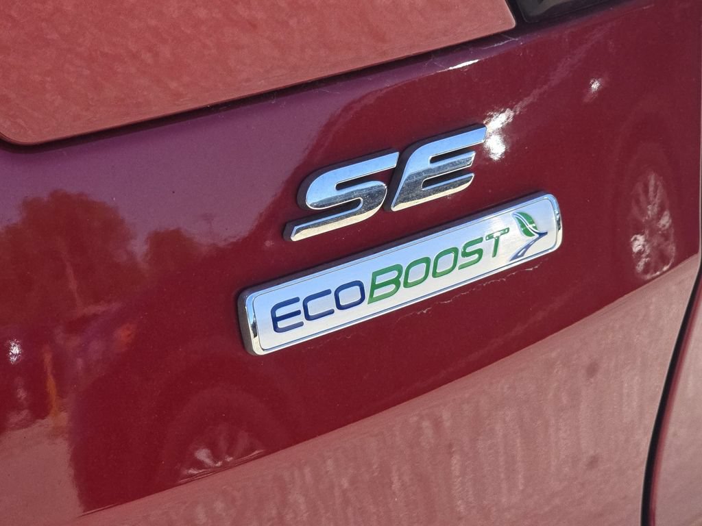 Used 2019 Ford Escape SE FWD image 4