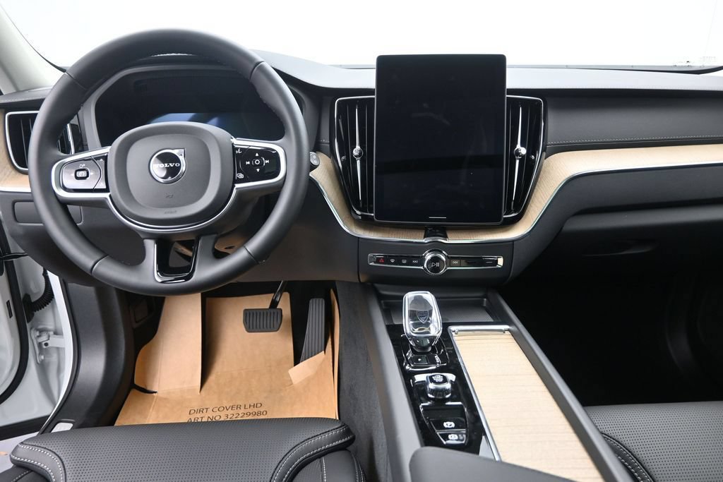 New 2026 Volvo XC60 B5 Ultra AWD/4WD image 12