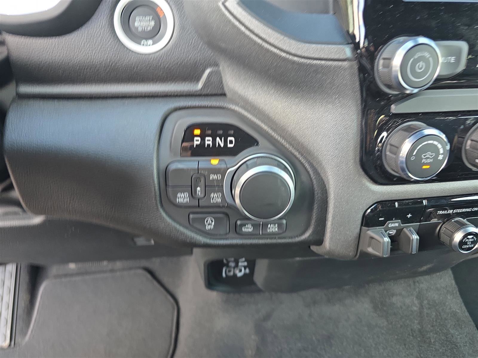 New 2025 RAM 1500 Tradesman w/ Off Road Group AWD/4WD image 30