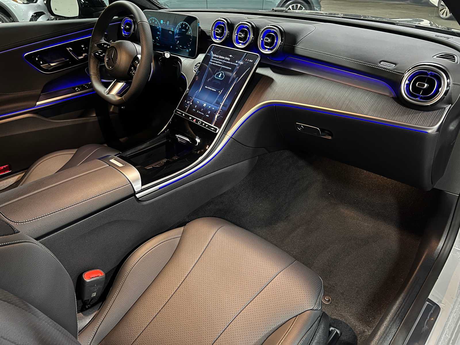 New 2026 Mercedes-Benz CLE 300 4MATIC Coupe image 11