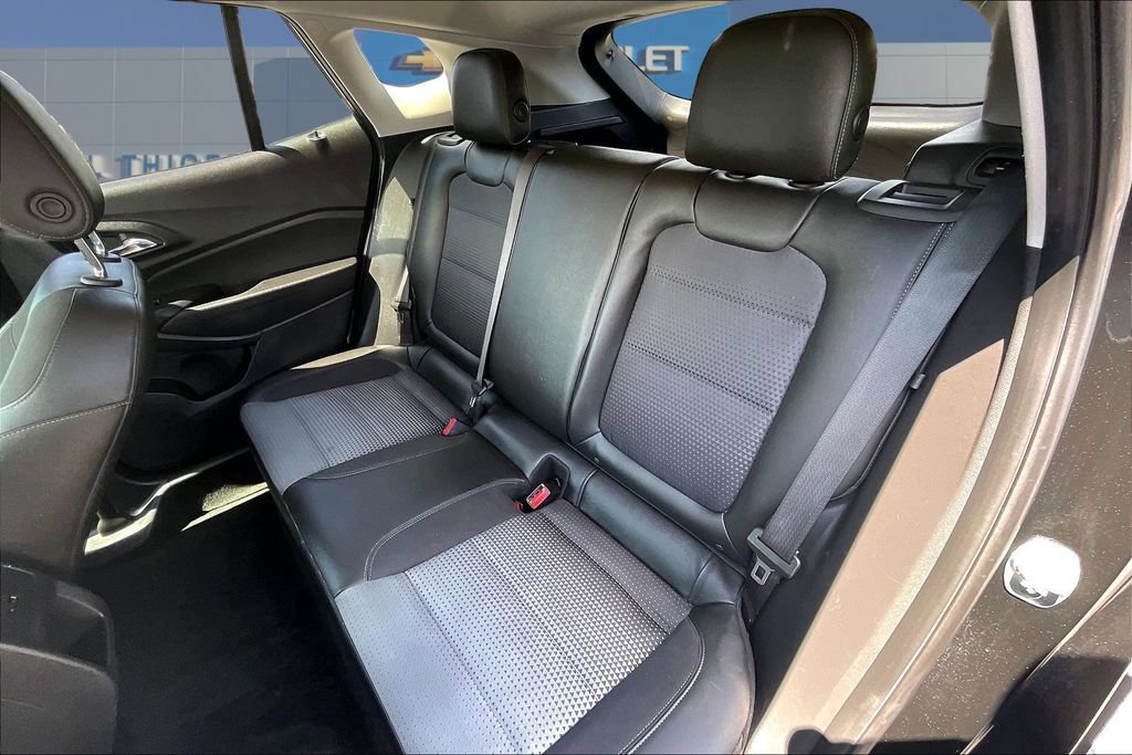 Used 2024 Chevrolet Trax LT w/ Driver Confidence Package FWD image 22