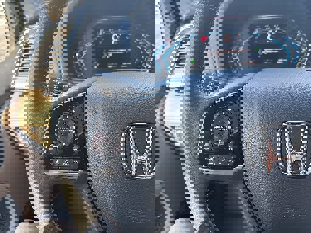 Used 2023 Honda Odyssey Touring image 14