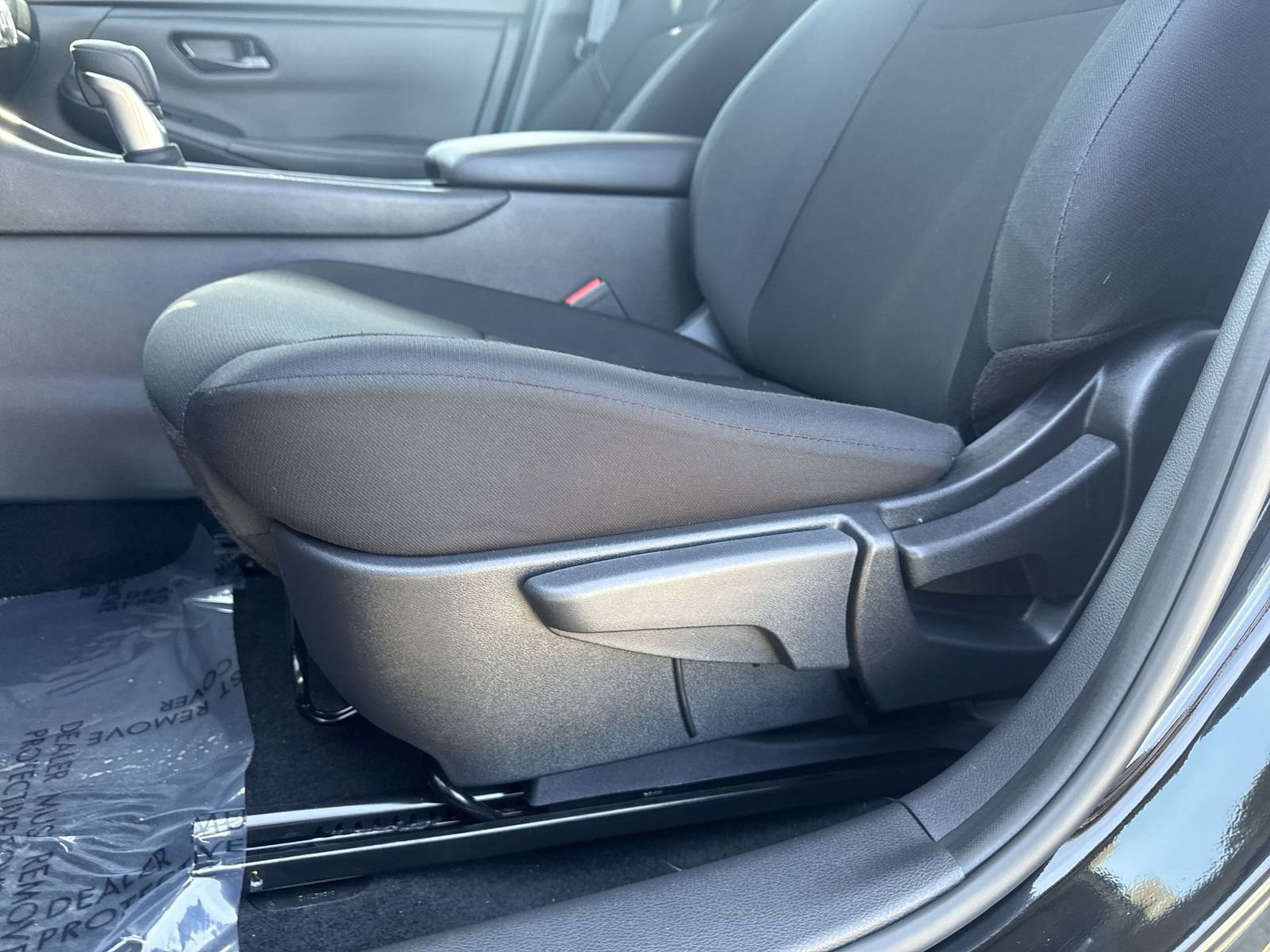 Certified 2025 Nissan Sentra S image 26