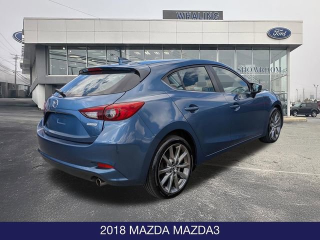 Used 2018 MAZDA MAZDA3 Touring FWD image 8